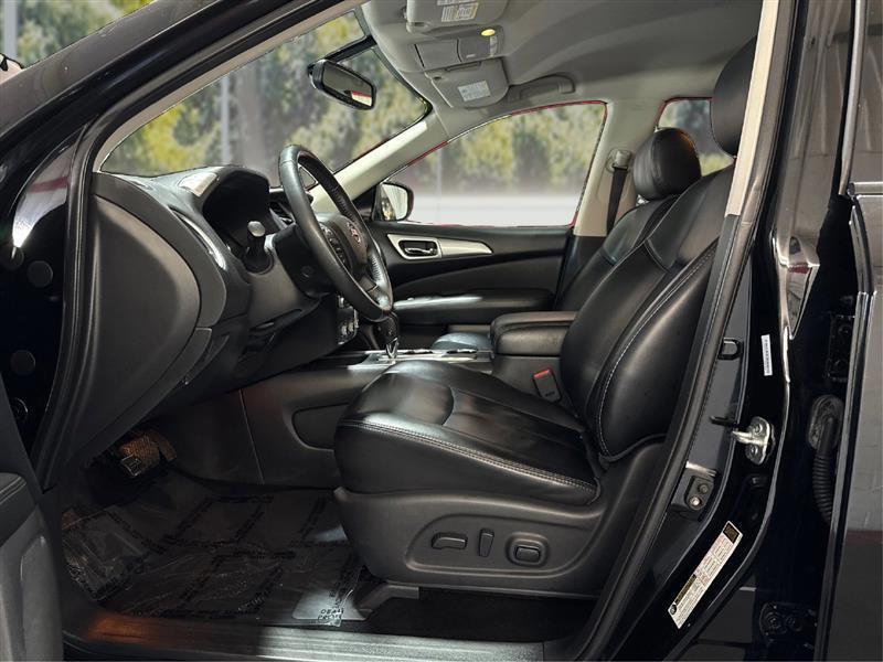 Nissan Pathfinder SL 2WD 2018