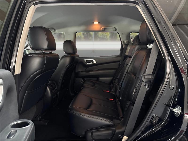 Nissan Pathfinder SL 2WD 2018