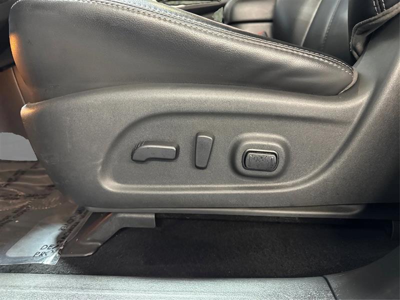 Nissan Pathfinder SL 2WD 2018