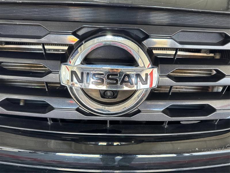 Nissan Pathfinder SL 2WD 2018