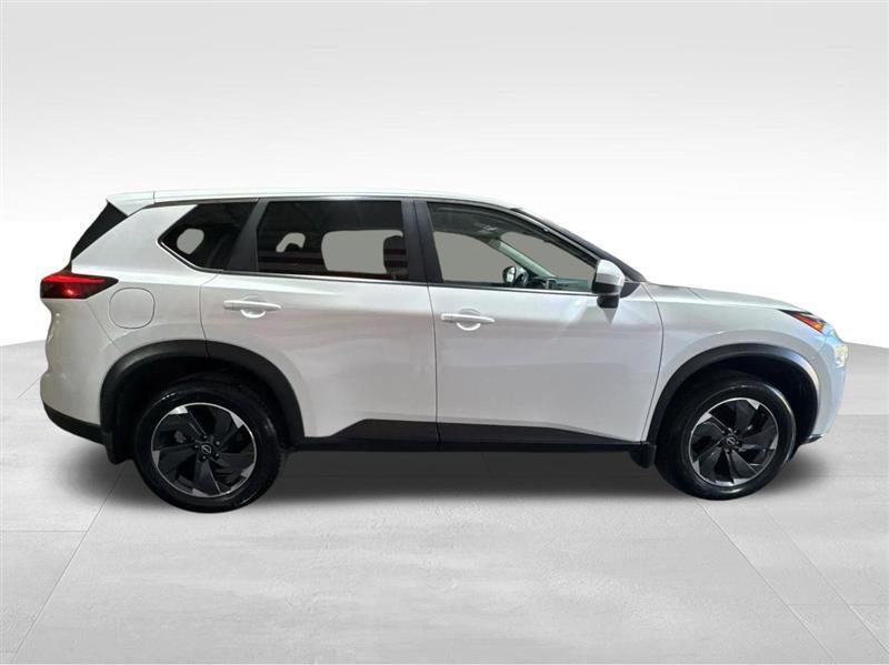 Nissan Rogue photo 4