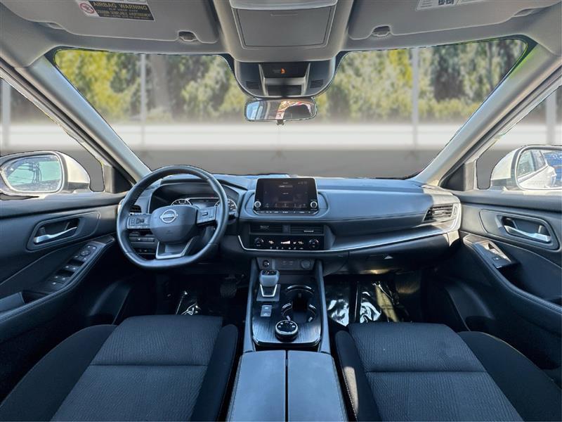 Nissan Rogue photo 24