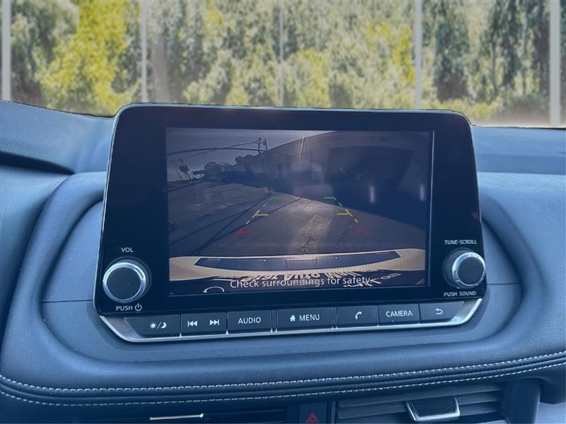 Nissan Rogue photo 25