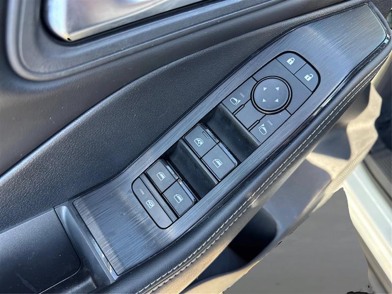 Nissan Rogue photo 29