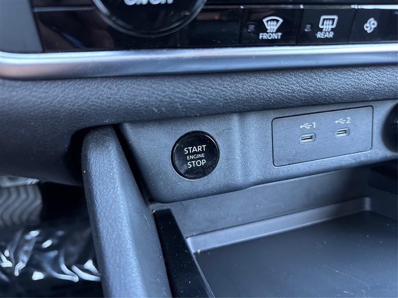 Nissan Rogue photo 32