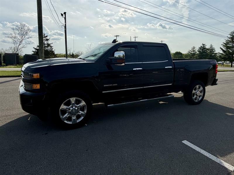 Chevrolet Silverado 2500HD LTZ Crew Cab 4WD 2017