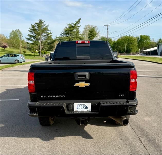 Chevrolet Silverado 2500HD LTZ Crew Cab 4WD 2017