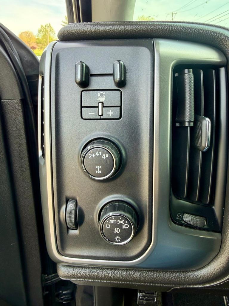 Chevrolet Silverado 2500HD LTZ Crew Cab 4WD 2017