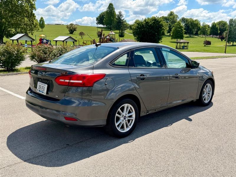 Ford Focus SE Sedan 2018