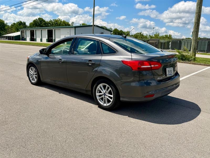 Ford Focus SE Sedan 2018