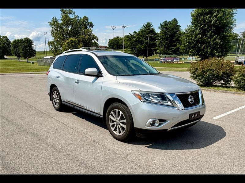 Nissan Pathfinder S 2WD 2013