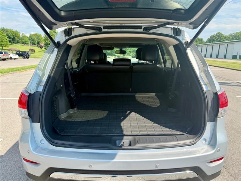 Nissan Pathfinder S 2WD 2013
