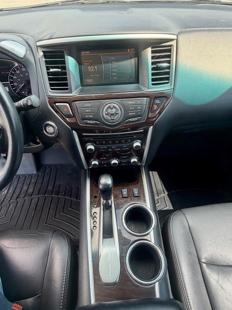 Nissan Pathfinder S 2WD 2013