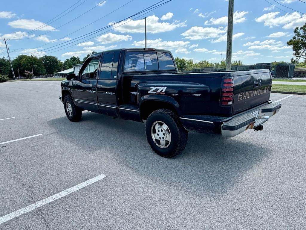 Chevrolet C/K 1500 Ext. Cab 6.5-ft. Bed 4WD 1995