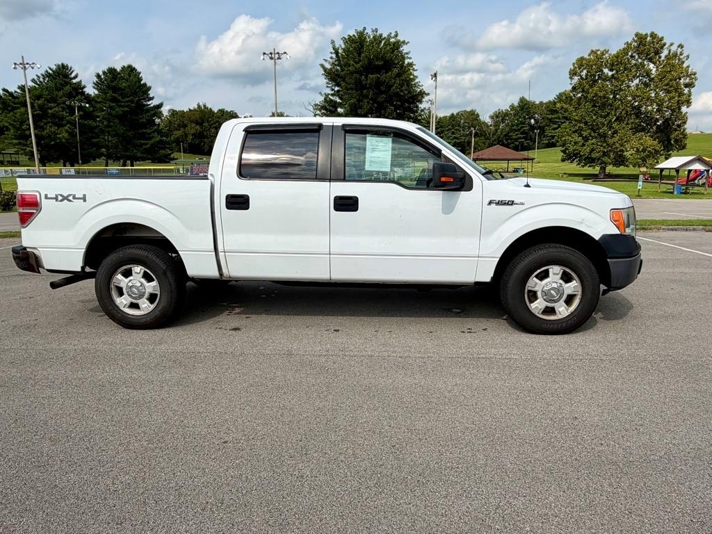 Ford F-150 XL SuperCrew 5.5-ft. Bed 4WD 2014
