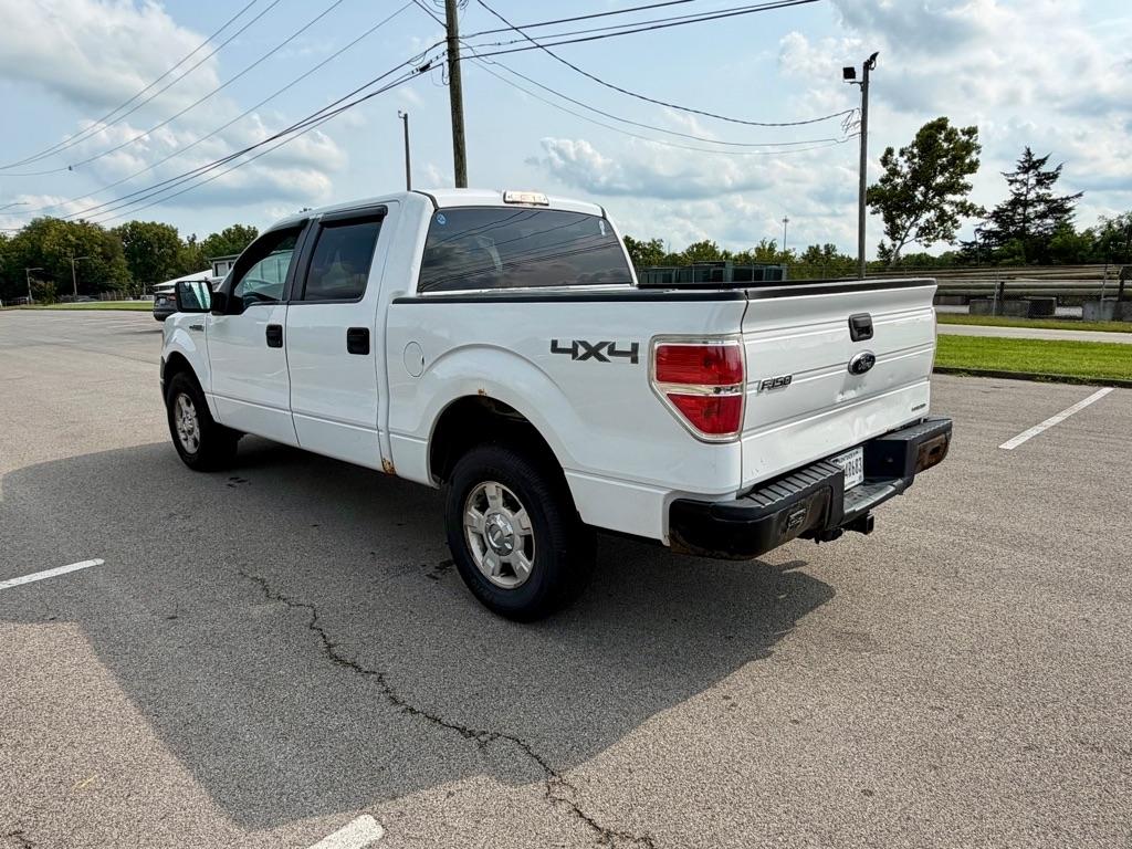 Ford F-150 XL SuperCrew 5.5-ft. Bed 4WD 2014