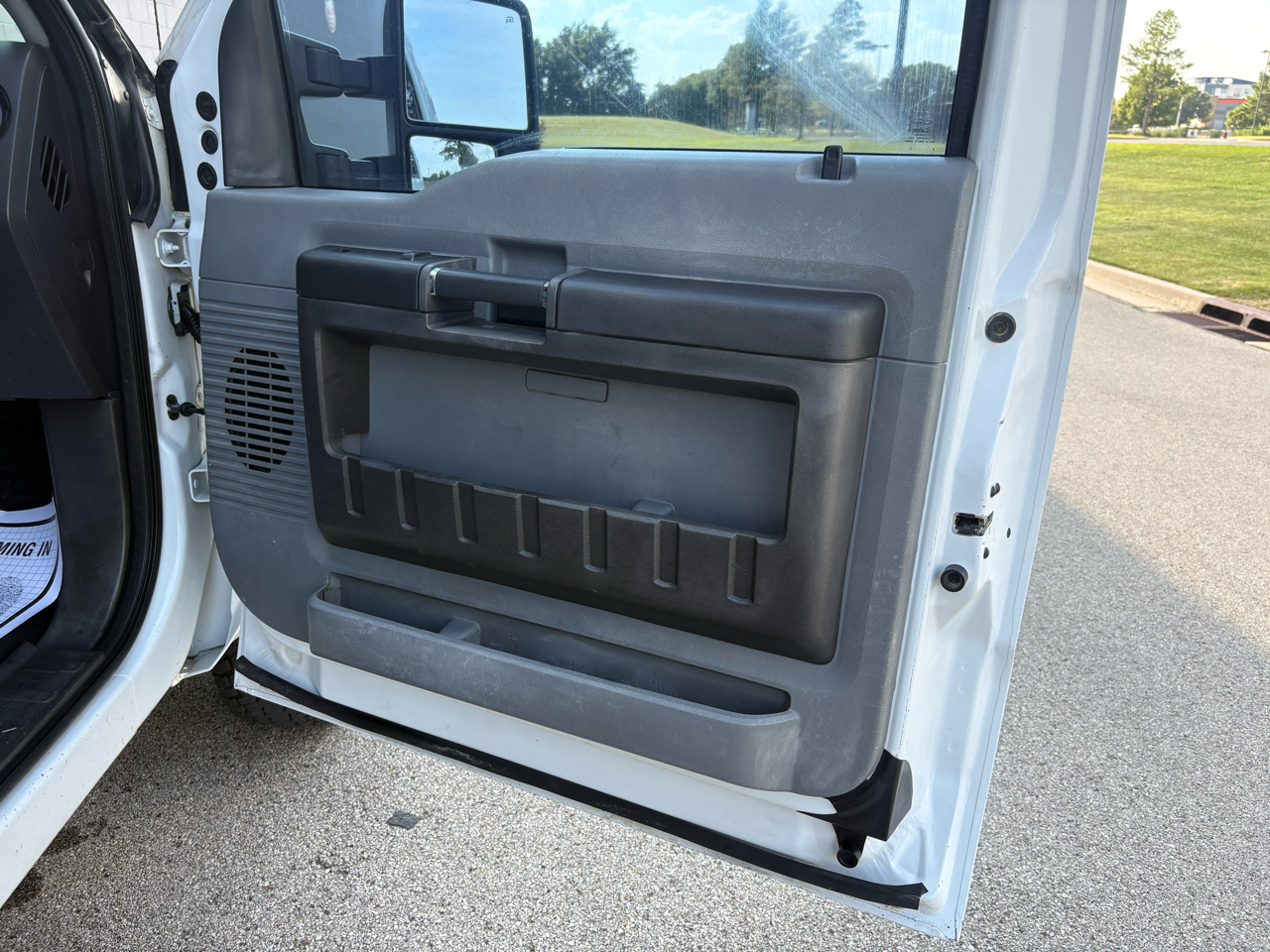 Ford Super Duty F-250 SRW 4WD SuperCab 142" XL 2012 Ford Super Duty F-250 SRW 4WD SuperCab 142" XL 2012