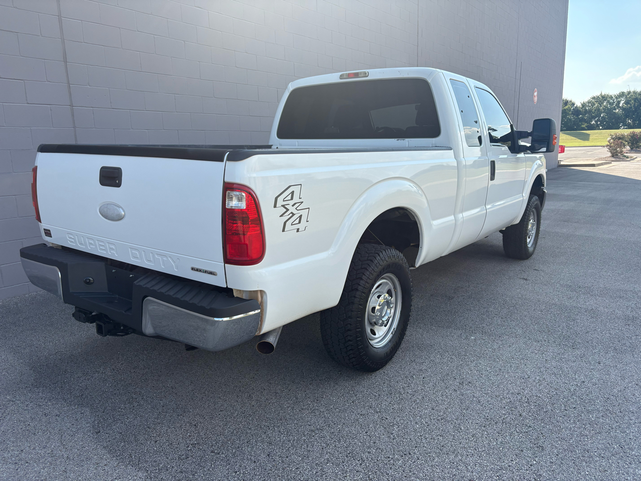 Ford Super Duty F-250 SRW 4WD SuperCab 142" XL 2012 Ford Super Duty F-250 SRW 4WD SuperCab 142" XL 2012