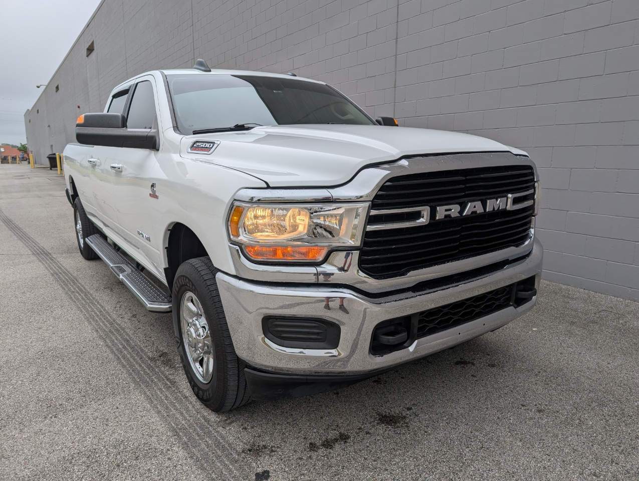 2019 RAM 2500 Big Horn 4x4 Crew Cab 8' Box