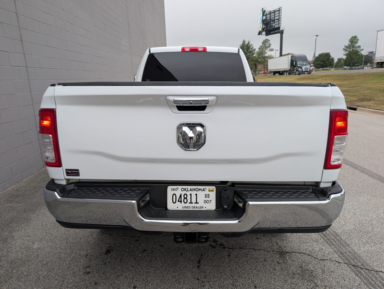 RAM 2500 Big Horn 4x4 Crew Cab 8' Box 2019 RAM 2500 Big Horn 4x4 Crew Cab 8' Box 2019