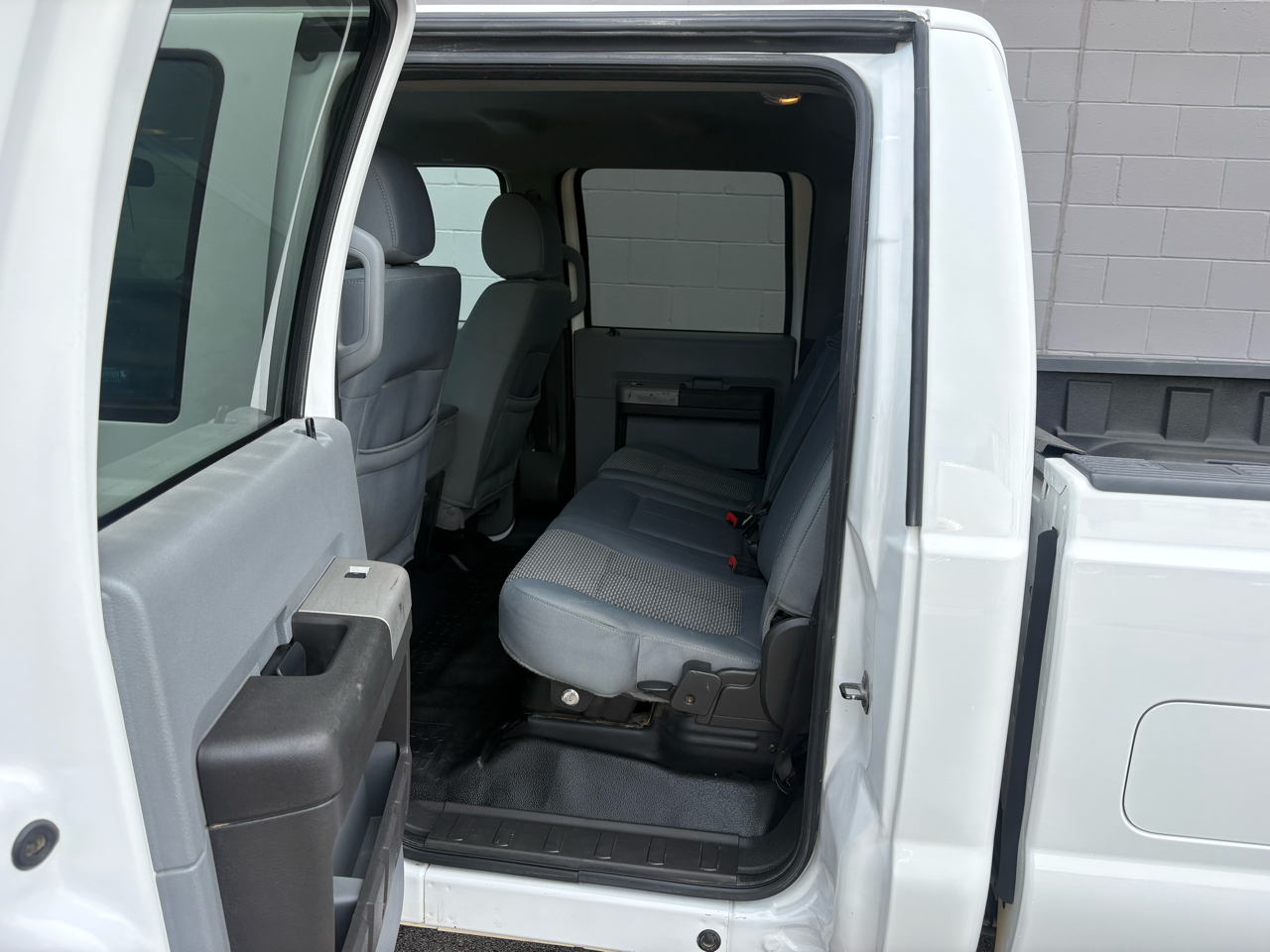 Ford Super Duty F-250 SRW 4WD Crew Cab 156" XLT 2014 Ford Super Duty F-250 SRW 4WD Crew Cab 156" XLT 2014