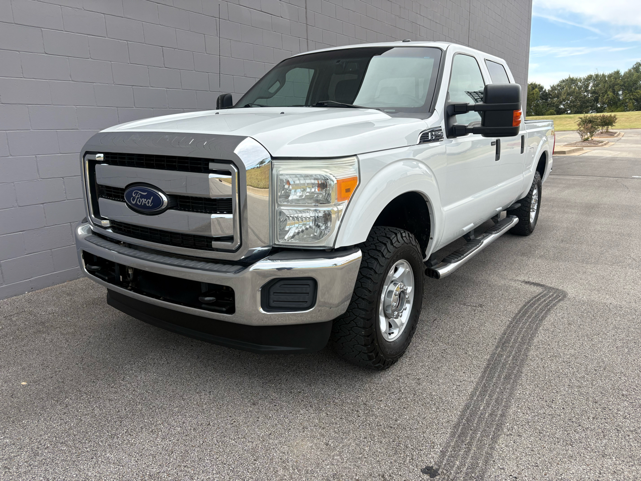 Ford Super Duty F-250 SRW 4WD Crew Cab 156" XLT 2014 Ford Super Duty F-250 SRW 4WD Crew Cab 156" XLT 2014