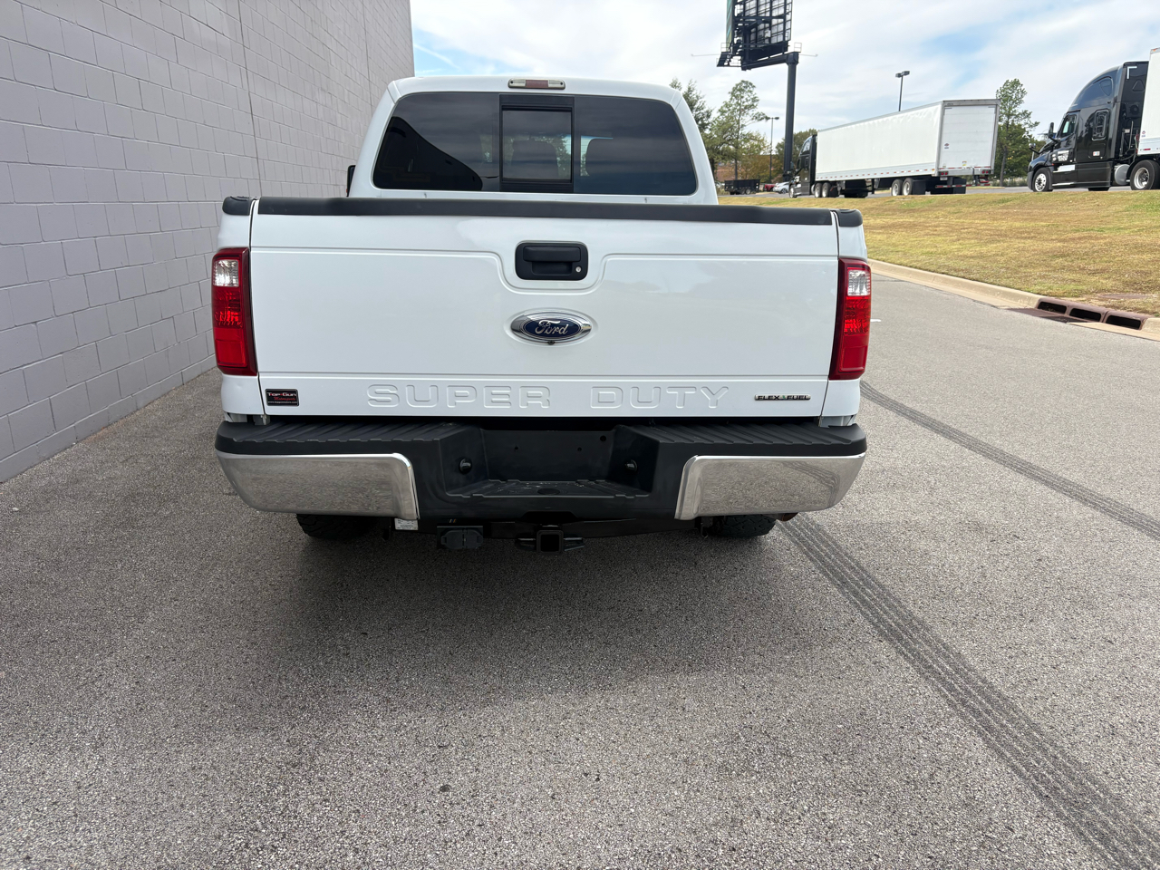 Ford Super Duty F-250 SRW 4WD Crew Cab 156" XLT 2014 Ford Super Duty F-250 SRW 4WD Crew Cab 156" XLT 2014