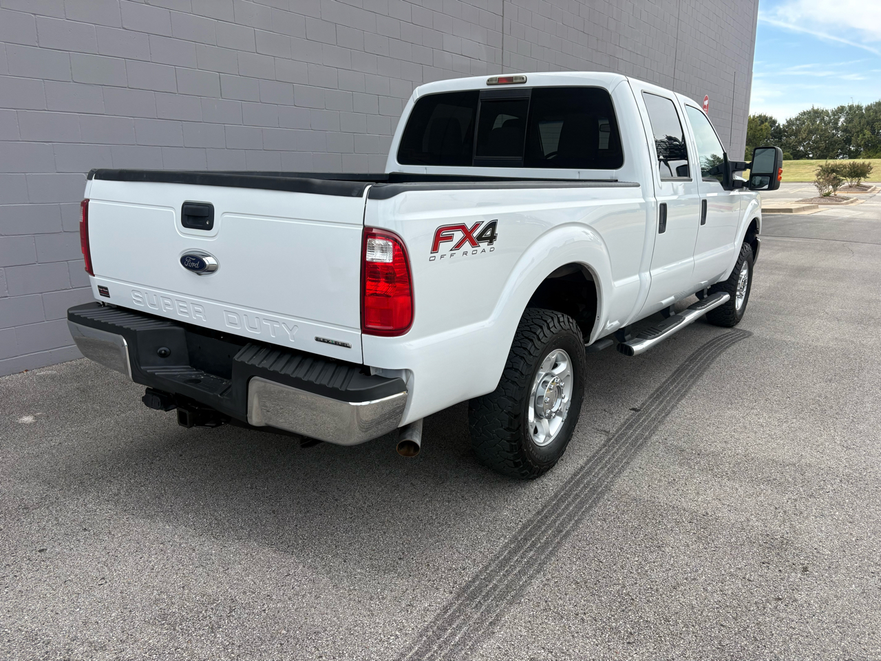 Ford Super Duty F-250 SRW 4WD Crew Cab 156" XLT 2014 Ford Super Duty F-250 SRW 4WD Crew Cab 156" XLT 2014