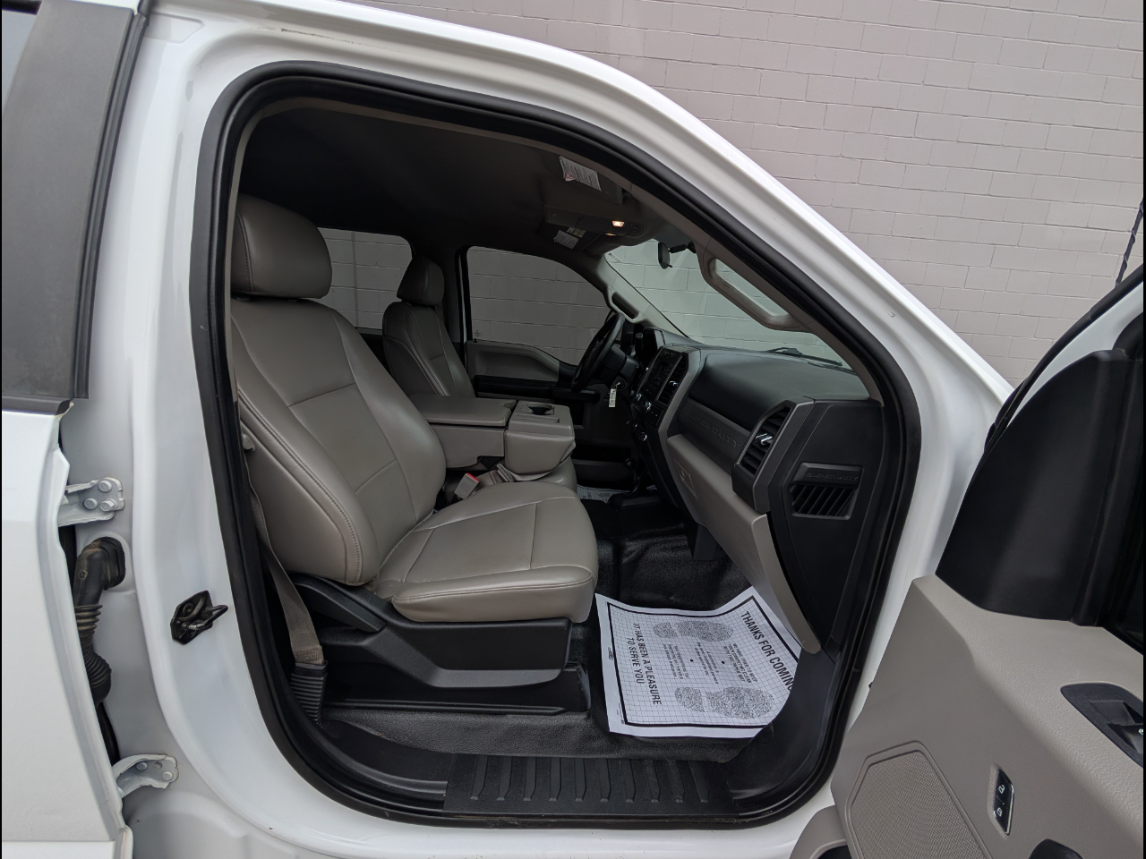 Ford Super Duty F-250 SRW XL 4WD Crew Cab 6.75' Box 2019 Ford Super Duty F-250 SRW XL 4WD Crew Cab 6.75' Box 2019