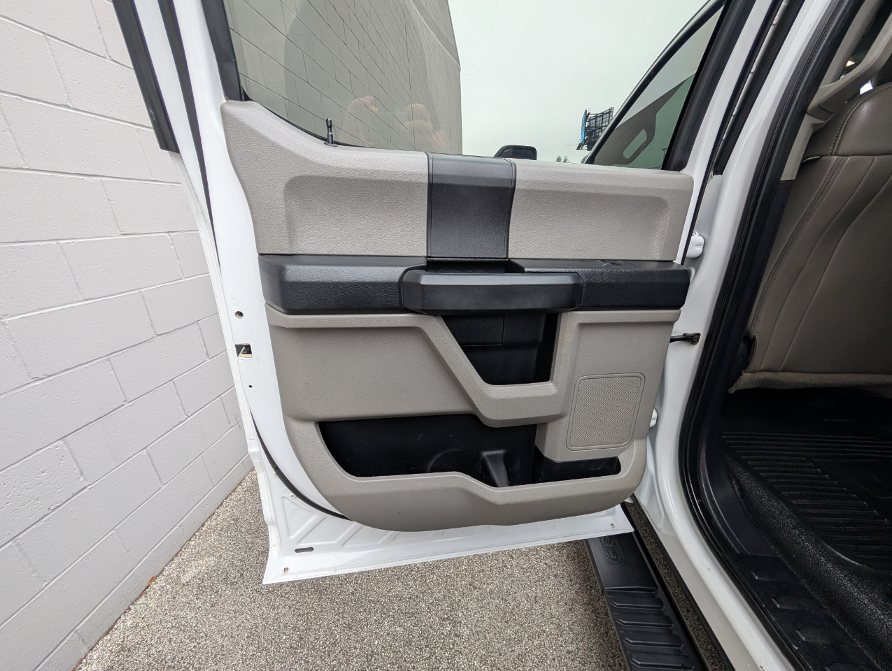 Ford Super Duty F-250 SRW XL 4WD Crew Cab 6.75' Box 2019 Ford Super Duty F-250 SRW XL 4WD Crew Cab 6.75' Box 2019