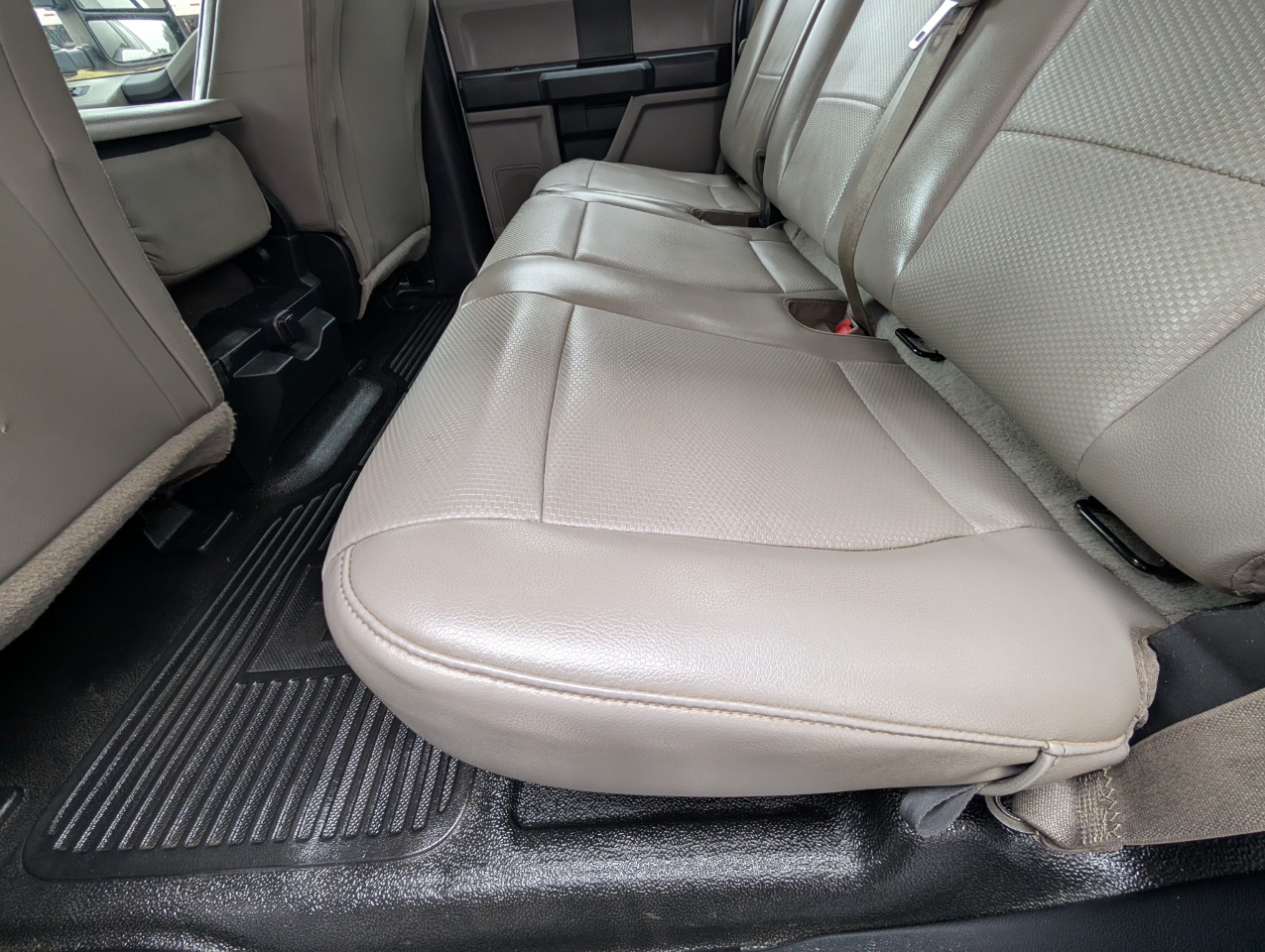 Ford Super Duty F-250 SRW XL 4WD Crew Cab 6.75' Box 2019 Ford Super Duty F-250 SRW XL 4WD Crew Cab 6.75' Box 2019