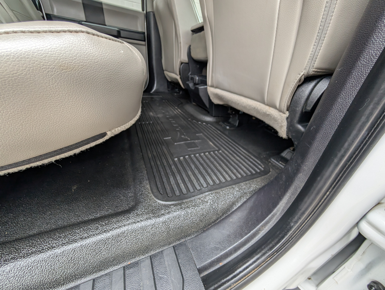 Ford Super Duty F-250 SRW XL 4WD Crew Cab 6.75' Box 2019 Ford Super Duty F-250 SRW XL 4WD Crew Cab 6.75' Box 2019