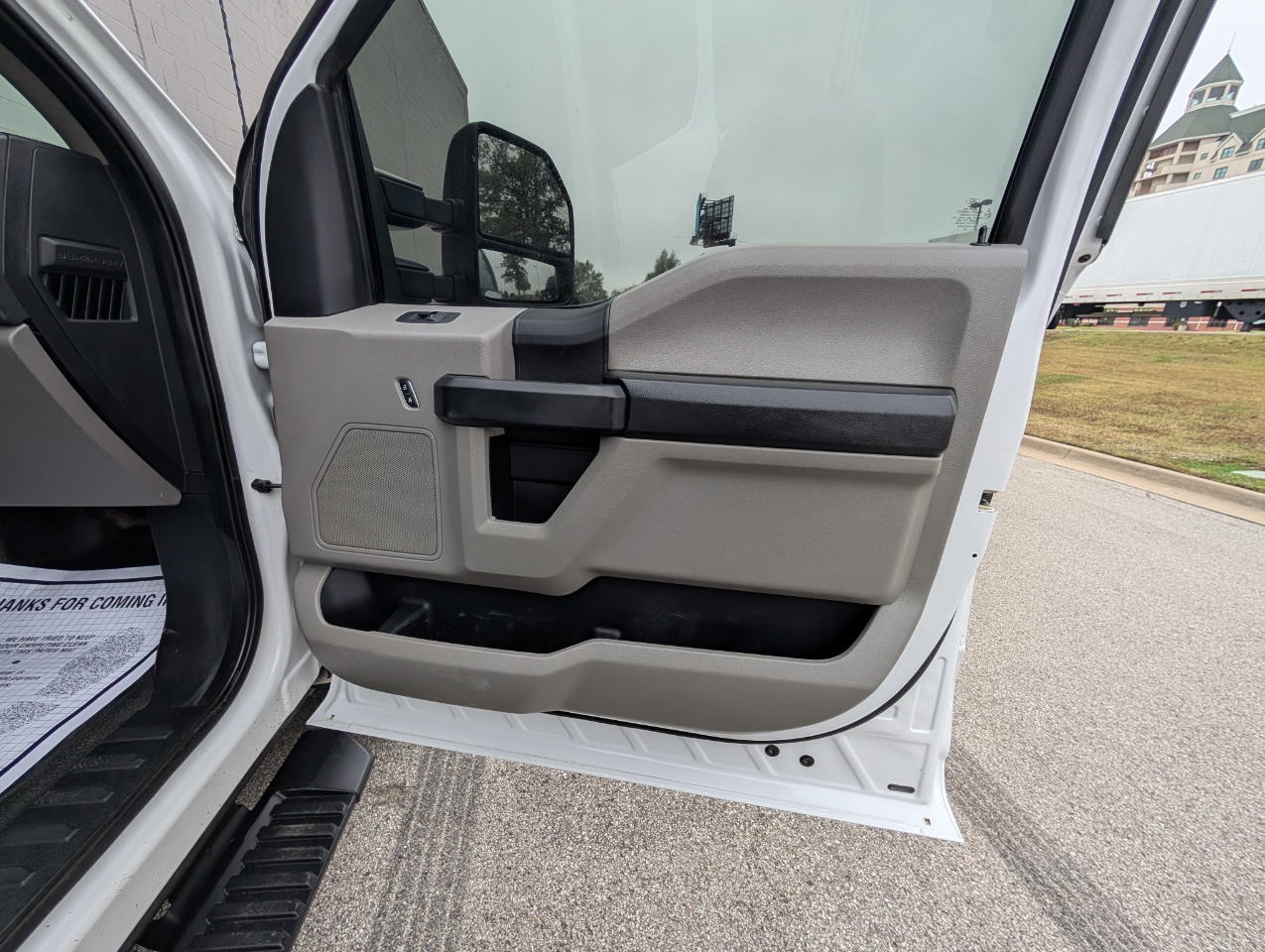 Ford Super Duty F-250 SRW XL 4WD Crew Cab 6.75' Box 2019 Ford Super Duty F-250 SRW XL 4WD Crew Cab 6.75' Box 2019