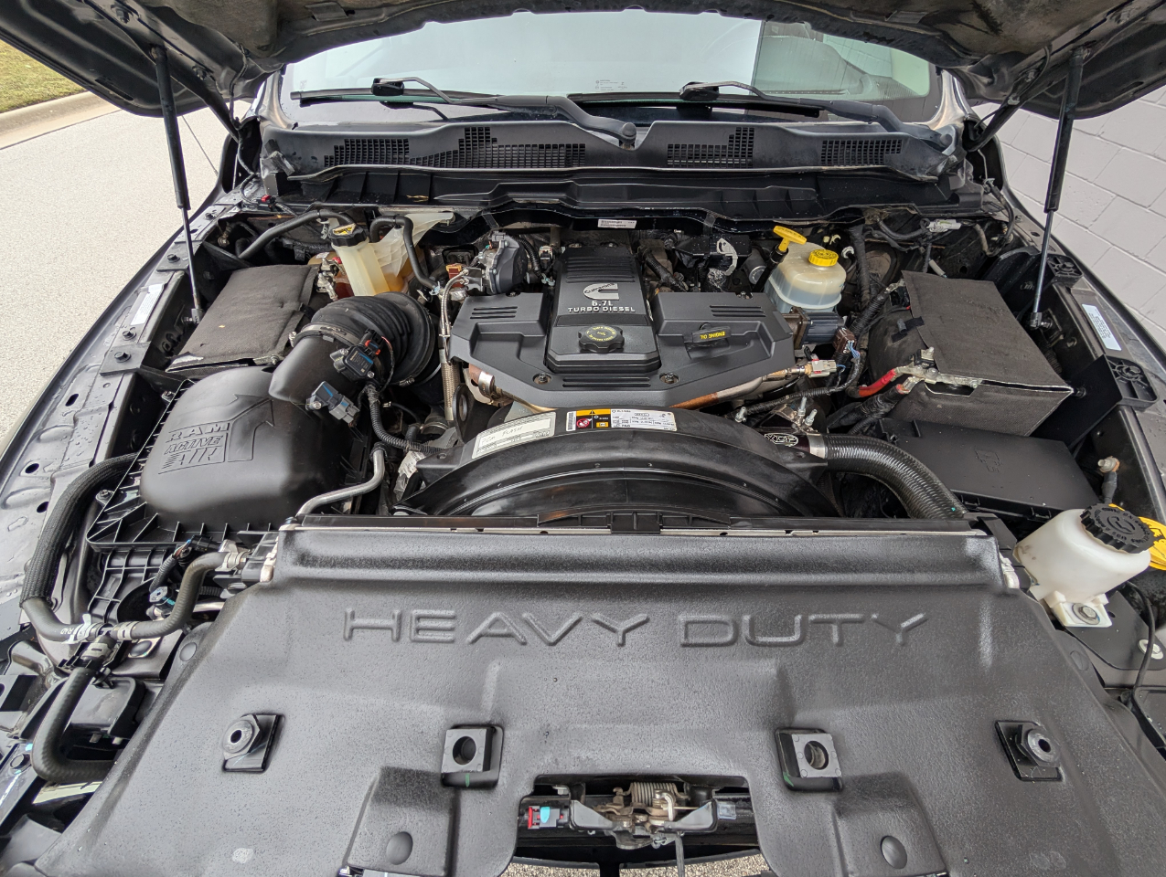 RAM 3500 4WD Crew Cab 169" Laramie 2014 RAM 3500 4WD Crew Cab 169" Laramie 2014