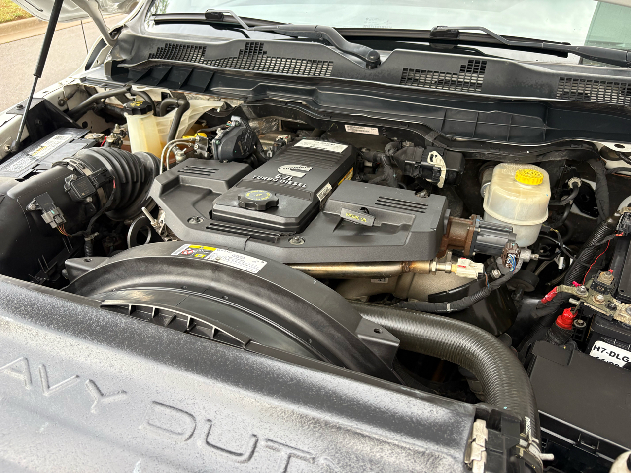 RAM 2500 Tradesman 4x4 Crew Cab 6'4" Box 2018 RAM 2500 Tradesman 4x4 Crew Cab 6'4" Box 2018