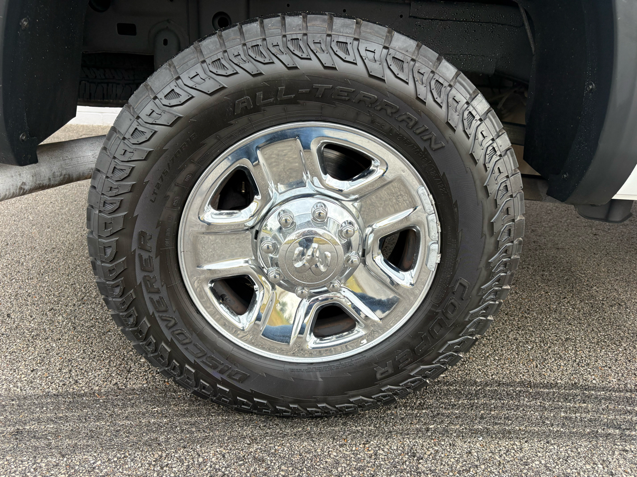 RAM 2500 Tradesman 4x4 Crew Cab 6'4" Box 2018 RAM 2500 Tradesman 4x4 Crew Cab 6'4" Box 2018