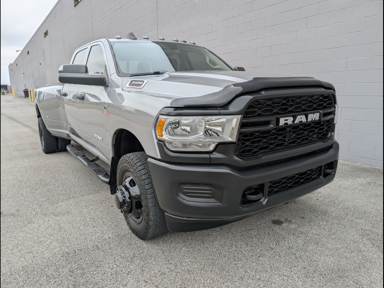 2020 RAM 3500 Tradesman 4x4 Crew Cab 8' Box