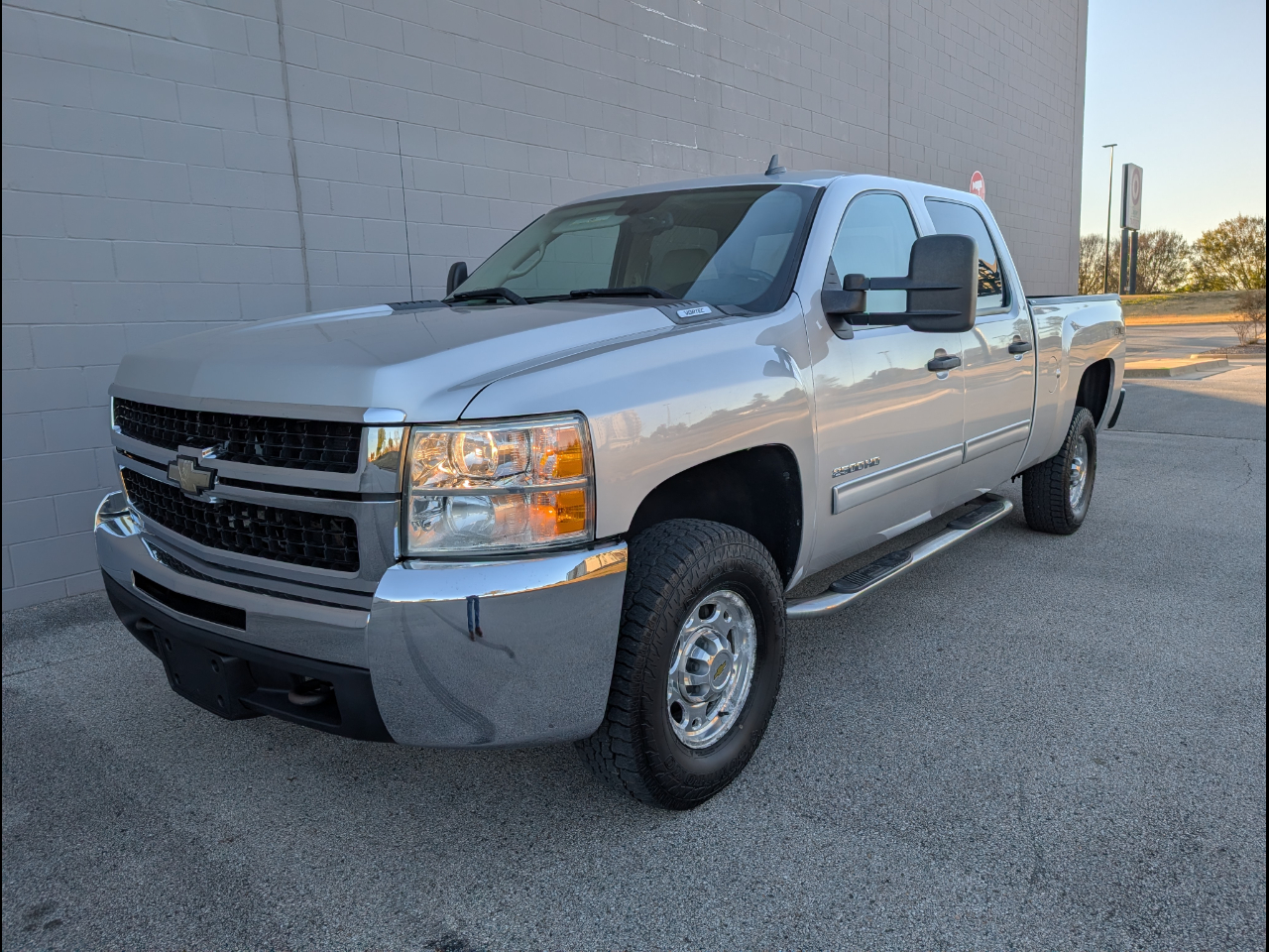 2010 Chevrolet Silverado 2500HD 4WD Crew Cab 153" LT