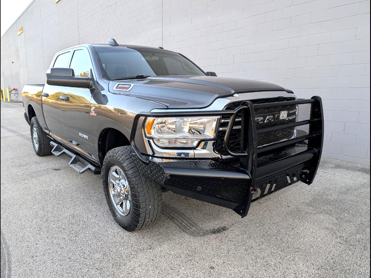 2021 RAM 3500 Tradesman 4x4 Crew Cab 6'4" Box