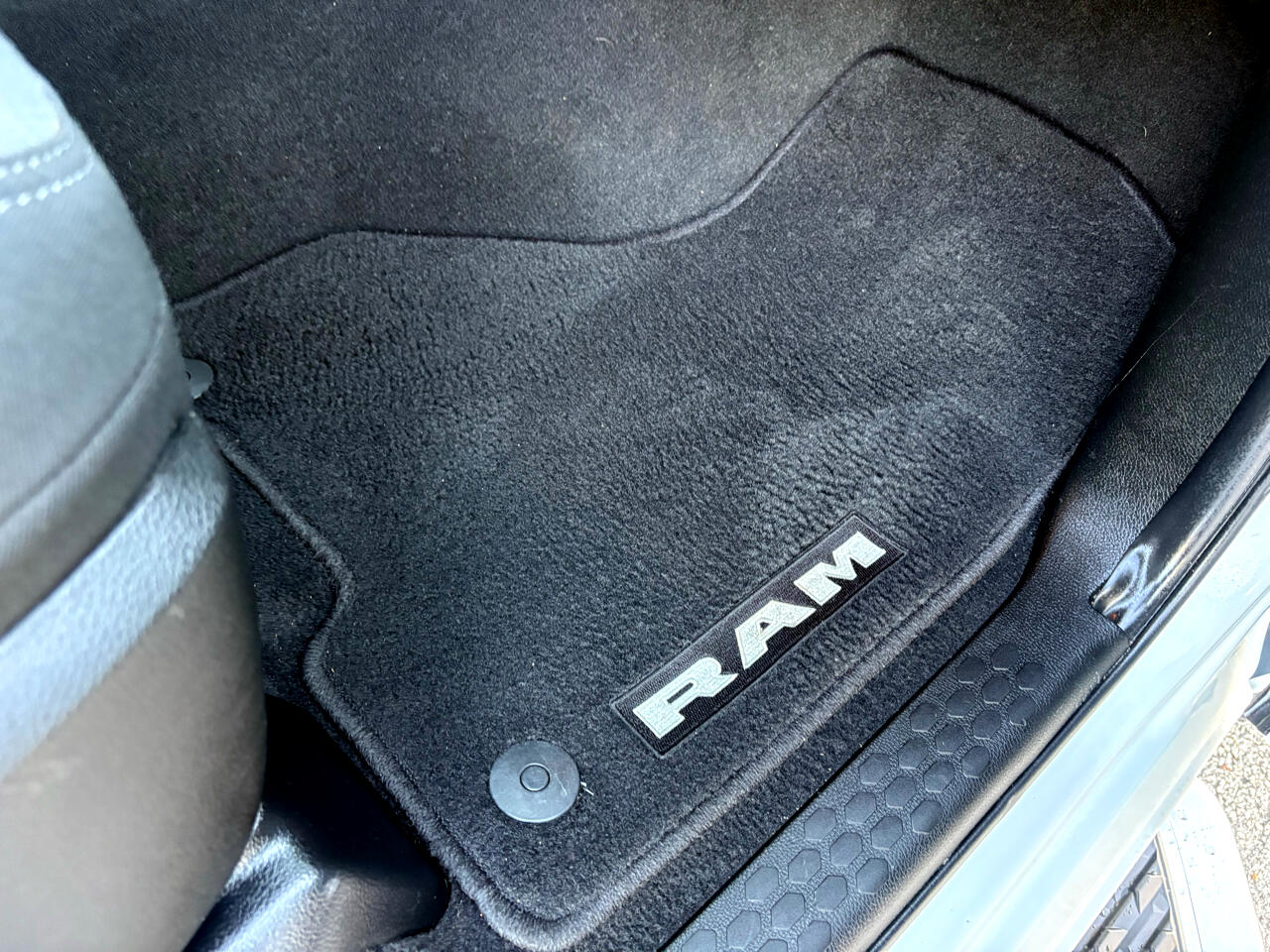 RAM 2500 Lone Star 4x4 Crew Cab 6'4" Box 2023