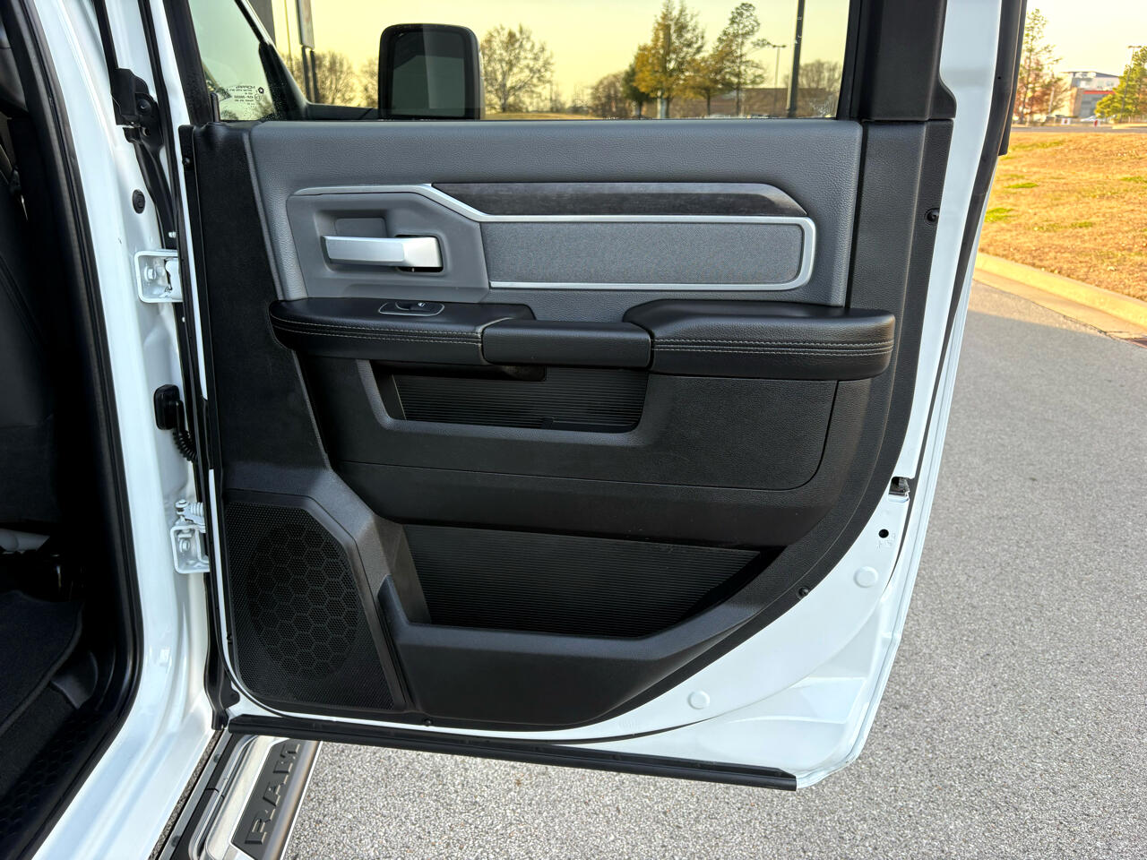 RAM 2500 Lone Star 4x4 Crew Cab 6'4" Box 2023