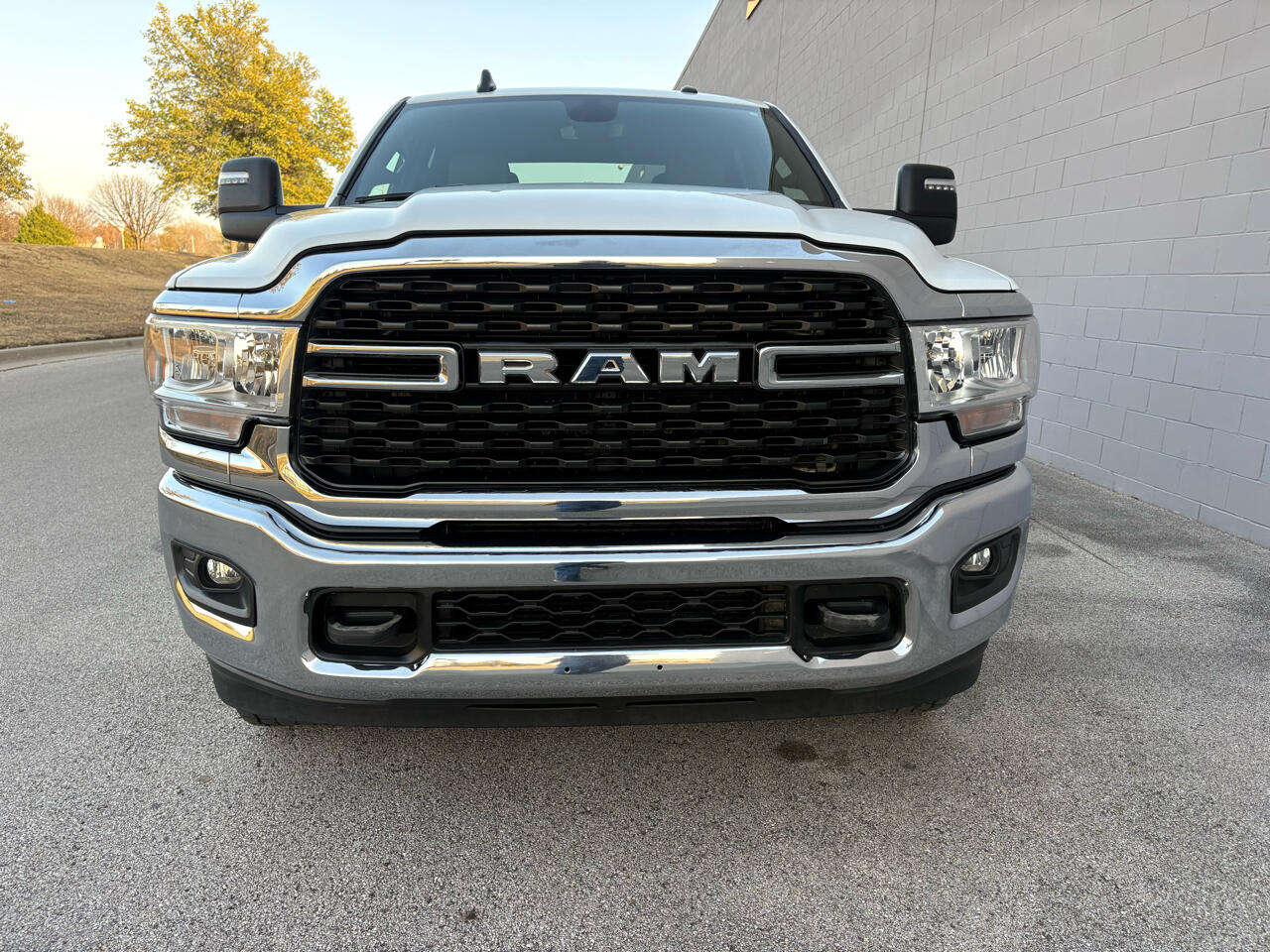 RAM 2500 Lone Star 4x4 Crew Cab 6'4" Box 2023