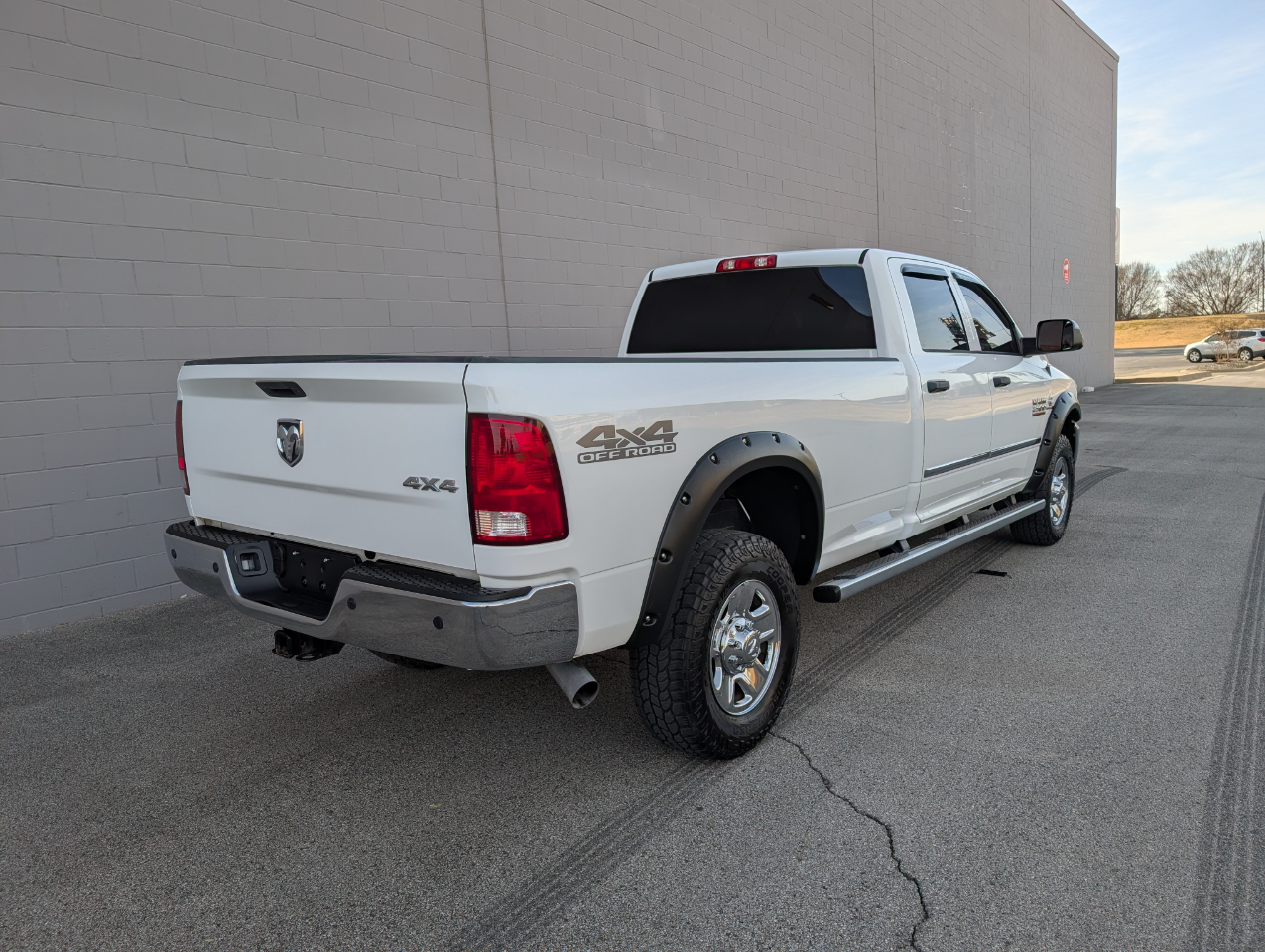 RAM 2500 Tradesman 4x4 Crew Cab 8' Box 2018