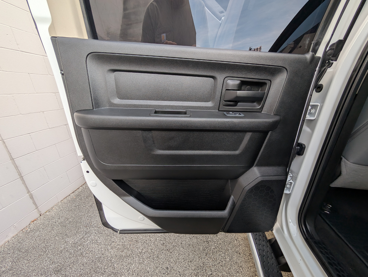 RAM 2500 Tradesman 4x4 Crew Cab 8' Box 2018