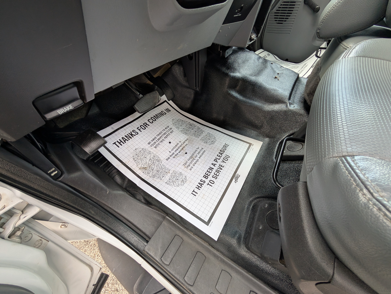 Ford Super Duty F-350 DRW 2WD Reg Cab 165" WB 84" CA XLT 2016