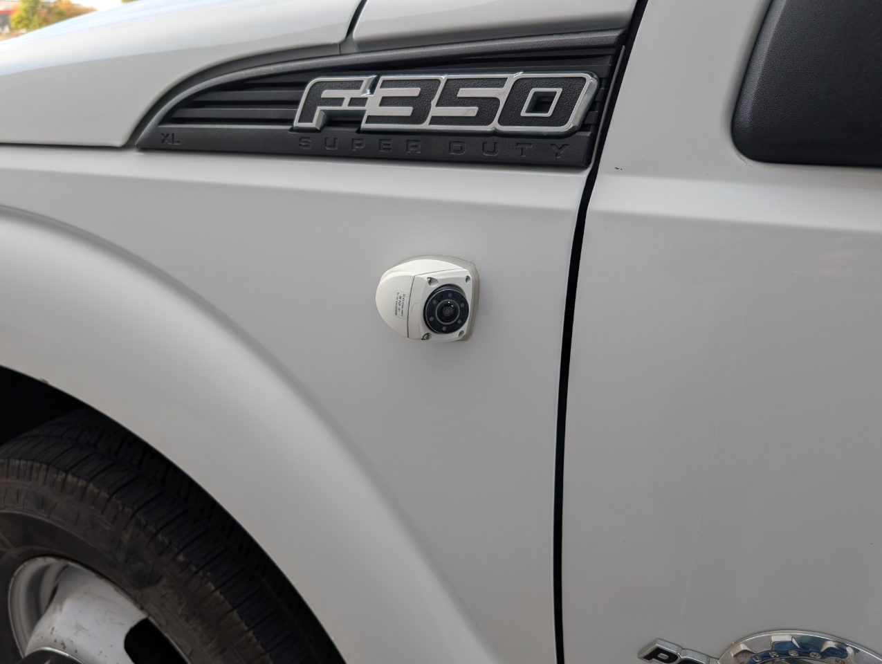 Ford Super Duty F-350 DRW 2WD Reg Cab 165" WB 84" CA XLT 2016