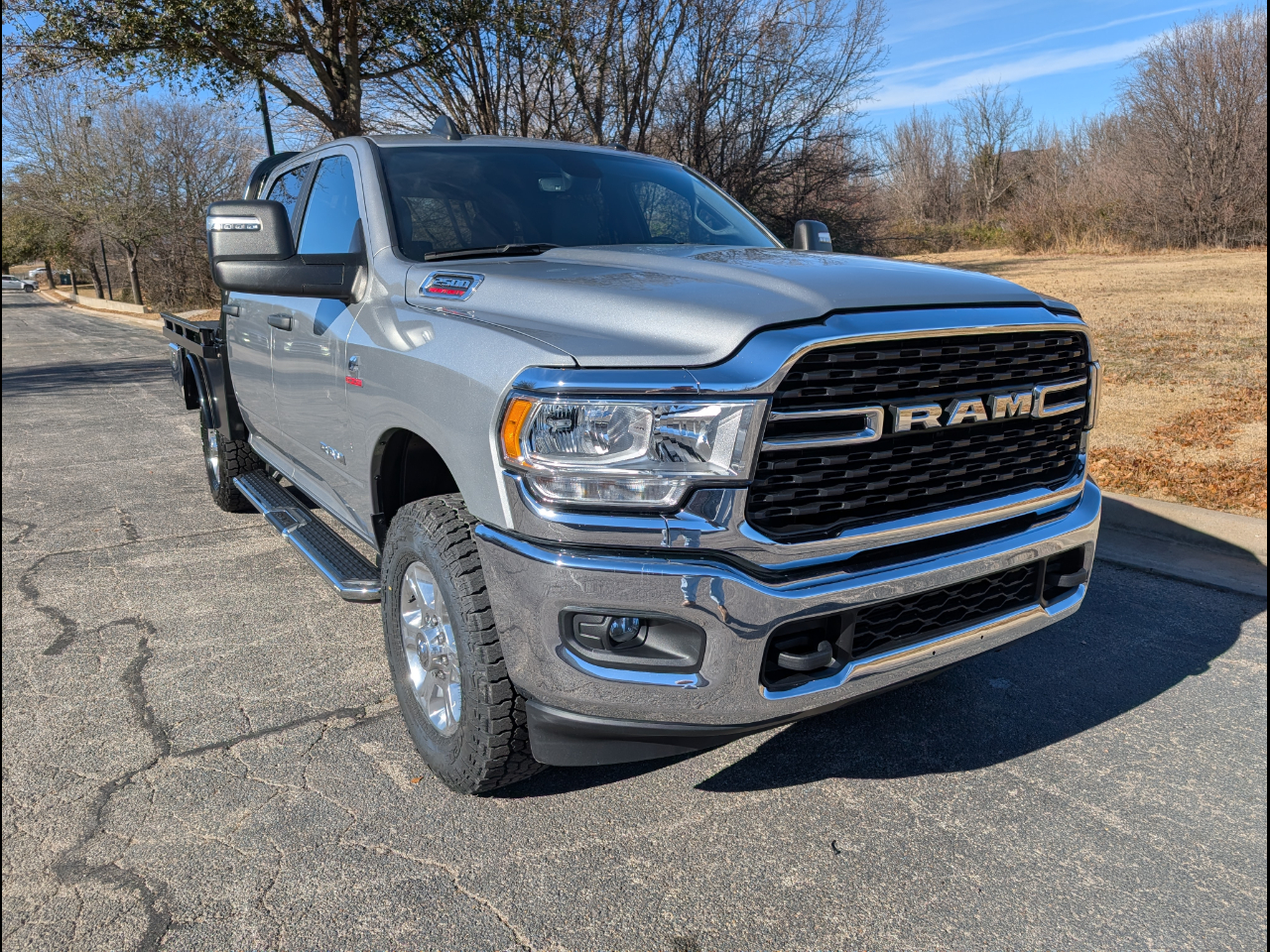 RAM 2500 Big Horn 4x4 Crew Cab 6'4" Box 2024