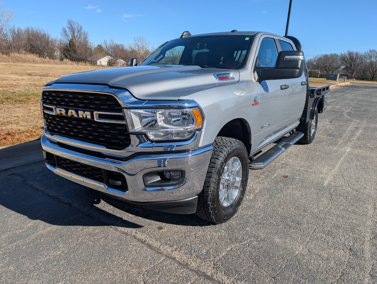 RAM 2500 Big Horn 4x4 Crew Cab 6'4" Box 2024