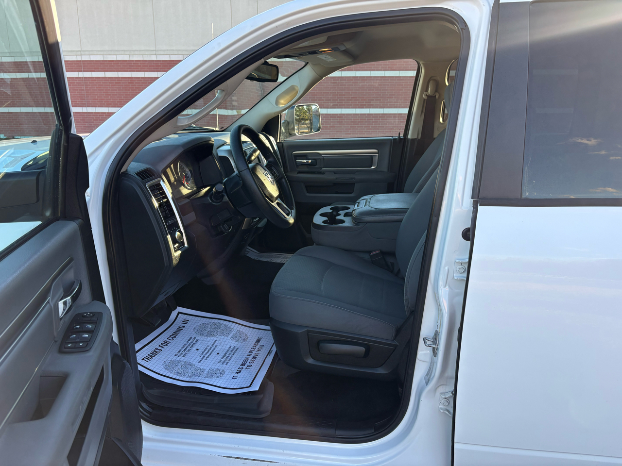 RAM 2500 4WD Crew Cab 149" SLT 2015