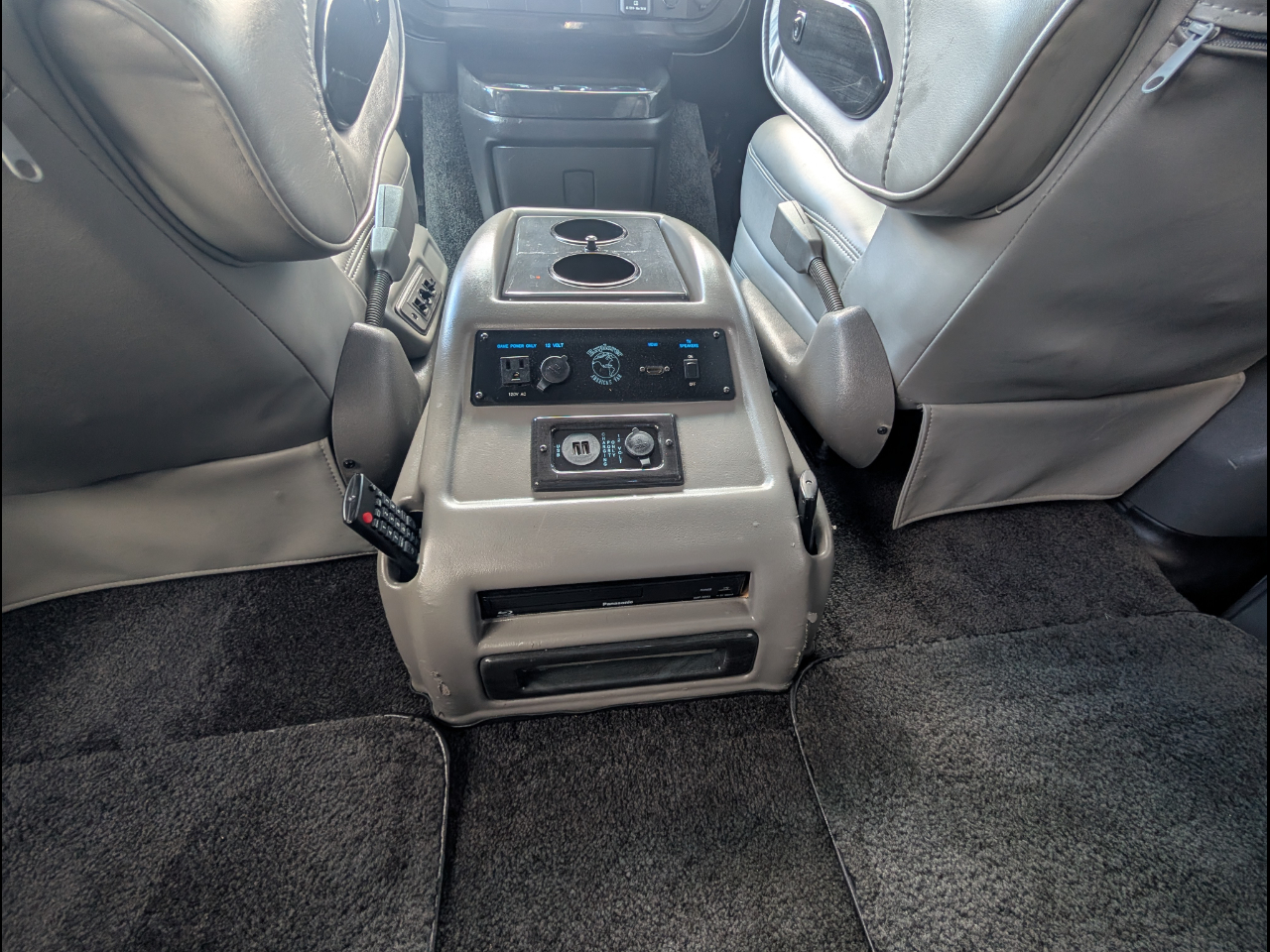 Chevrolet Express Passenger RWD 3500 155" LT w/1LT 2016